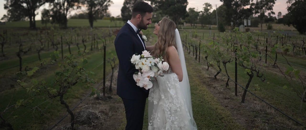 Emily & Simon's wedding at Peppers Creek, Hunter Valley