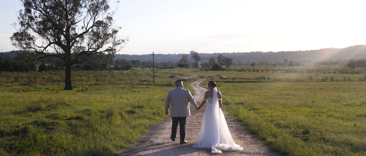 Savannah & Brenden's wedding at Camden Valley Inn, Sydney