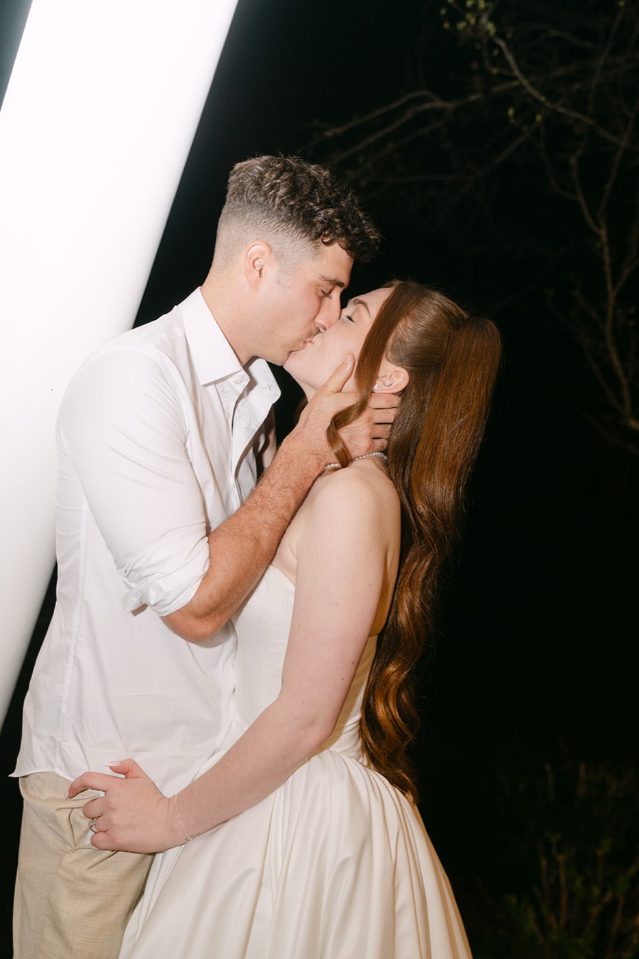 A kiss in the evening light. Charlie & Lachlan's wedding at Kantara House, Central Coast